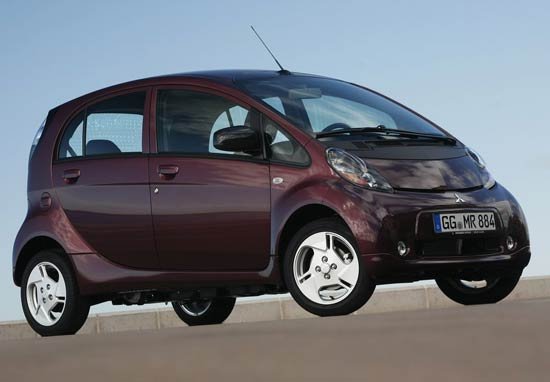 三菱i-MiEV电动车推入门车型 约合16万元